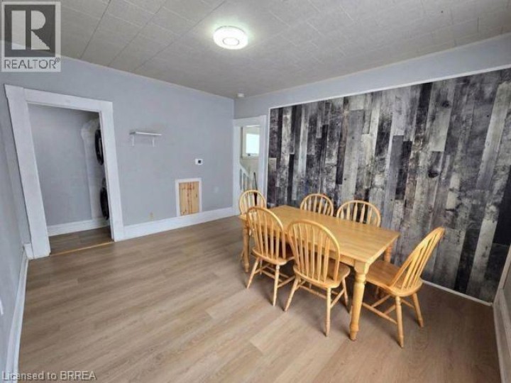 Photo 5 at 196 Wellington Street, East Ward, Brantford