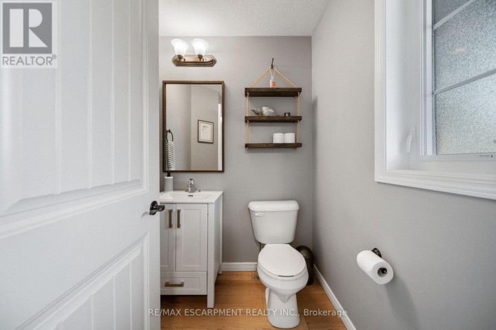Photo 6 at 4 Basswood Road, Simcoe, Norfolk County