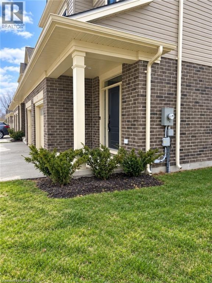 Photo 3 at 74 Keba Crescent, Tillsonburg