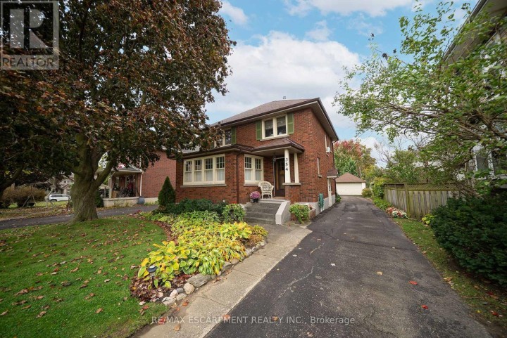Photo 2 at 354 W West Street, Simcoe, Norfolk County