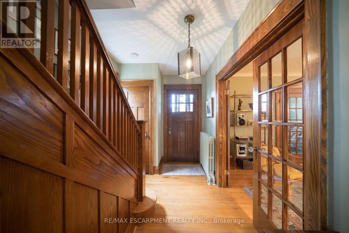 Photo 4 at 354 W West Street, Simcoe, Norfolk County