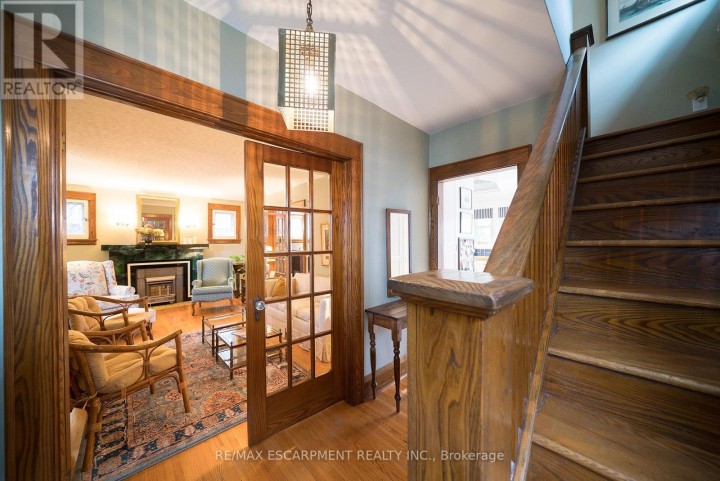 Photo 5 at 354 W West Street, Simcoe, Norfolk County