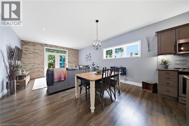 Photo 13 at 14 Ridgewood Court, Woodstock - North, Woodstock