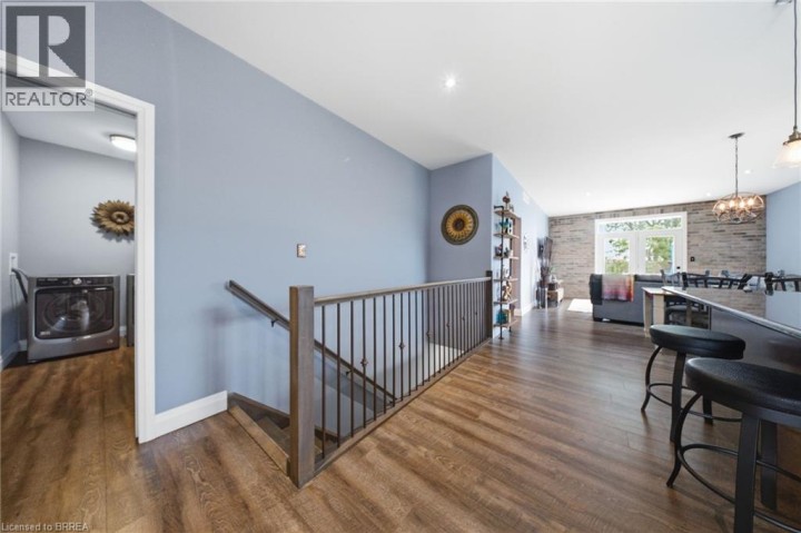 Photo 11 at 14 Ridgewood Court, Woodstock - North, Woodstock