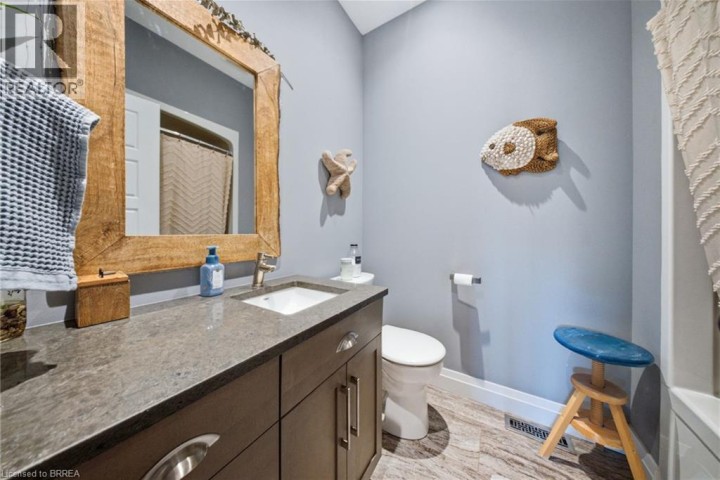Photo 21 at 14 Ridgewood Court, Woodstock - North, Woodstock
