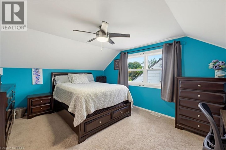 Photo 12 at 77 Eighth Avenue, Eagle Place East, Brantford