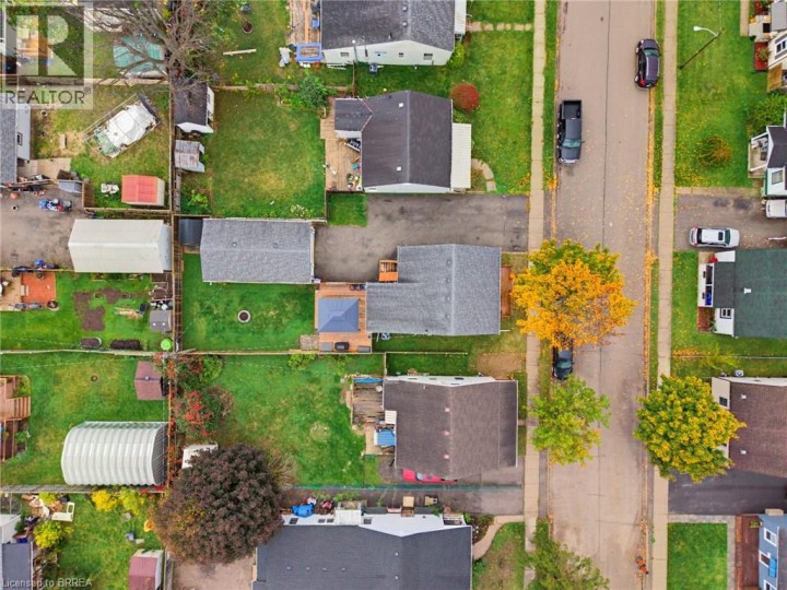 Photo 22 at 77 Eighth Avenue, Eagle Place East, Brantford