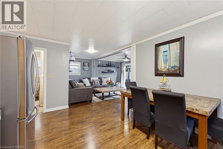 Photo 8 at 77 Eighth Avenue, Eagle Place East, Brantford
