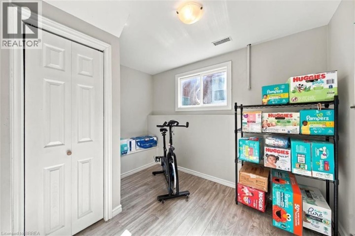 Photo 15 at 41 Gordon Street, Eagle Place East, Brantford