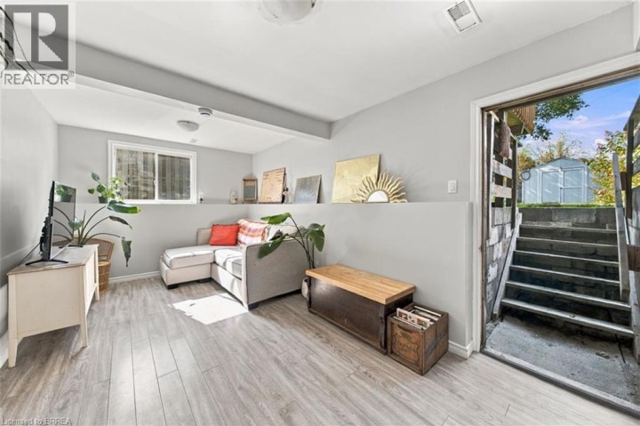 Photo 18 at 41 Gordon Street, Eagle Place East, Brantford