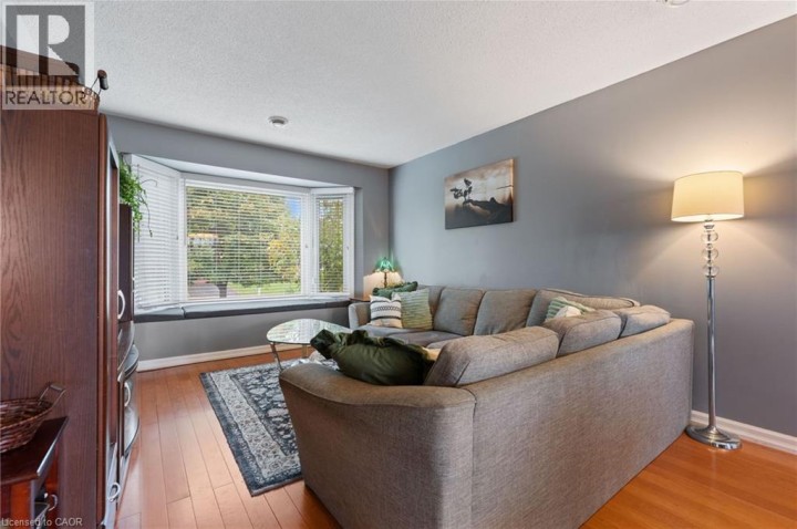 Photo 13 at 31 Gillin Road, Brantwood Park, Brantford