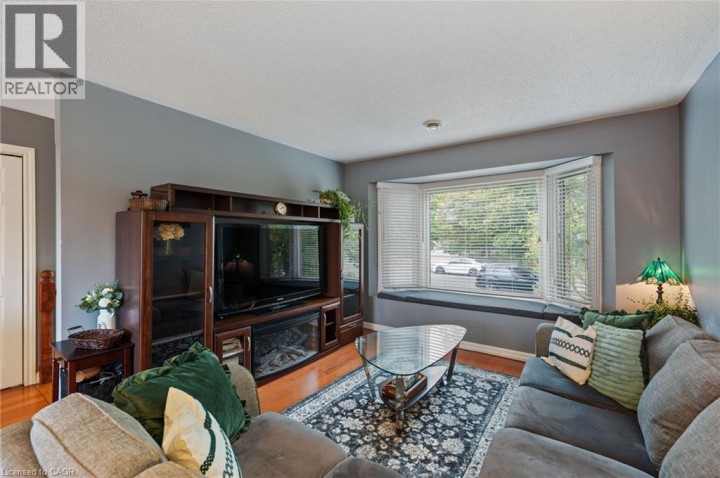 Photo 14 at 31 Gillin Road, Brantwood Park, Brantford