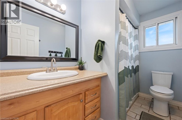Photo 26 at 31 Gillin Road, Brantwood Park, Brantford