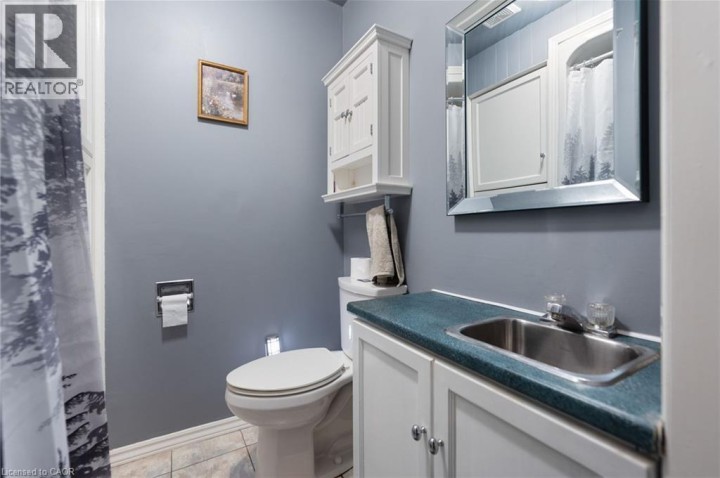Photo 32 at 31 Gillin Road, Brantwood Park, Brantford