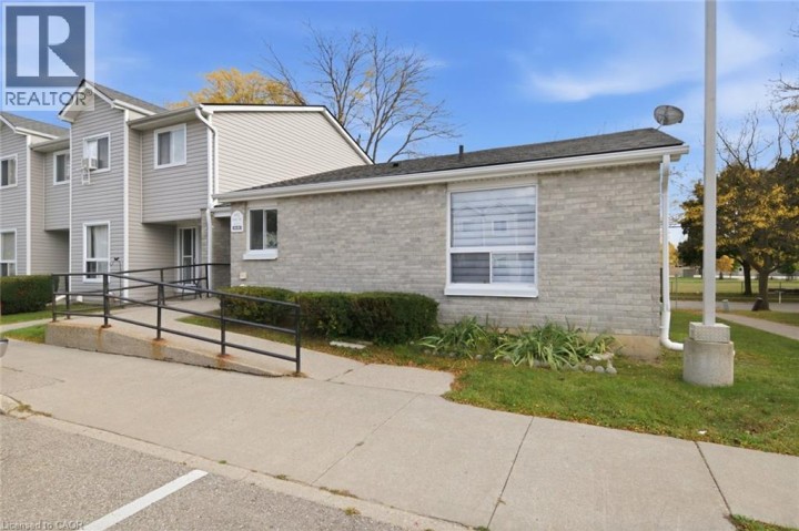 Photo 1 at 5 - 492 Grey Street, Echo Place, Brantford