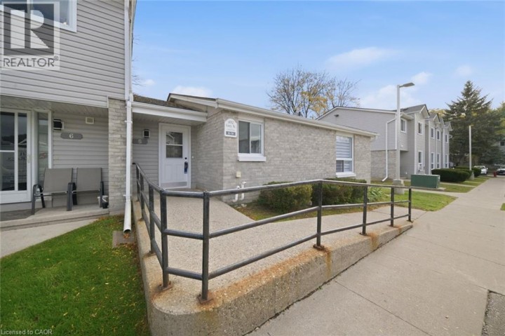 Photo 2 at 5 - 492 Grey Street, Echo Place, Brantford