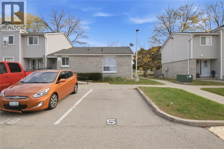 Photo 5 at 5 - 492 Grey Street, Echo Place, Brantford