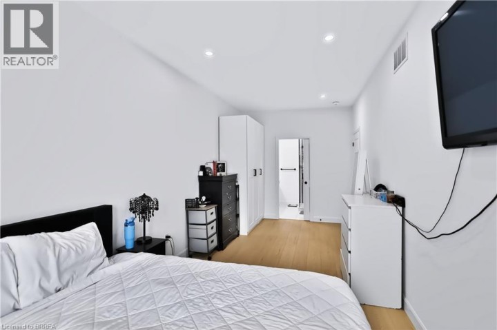 Photo 21 at 109 Winniett Street, Old West Brant, Brantford