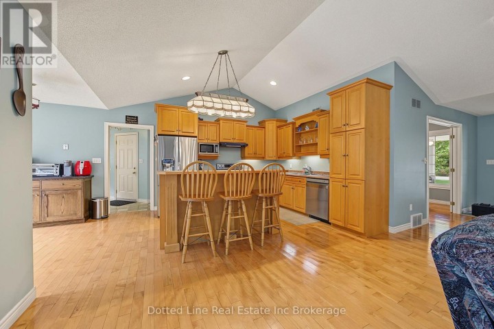 Photo 17 at 1324 Mall Road, Rural Middleton, Norfolk County