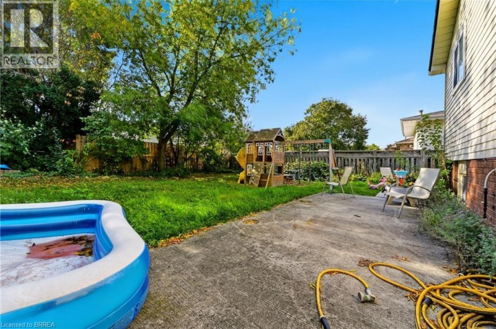 Photo 27 at 82 Beaver Crescent, Brantwood Park, Brantford
