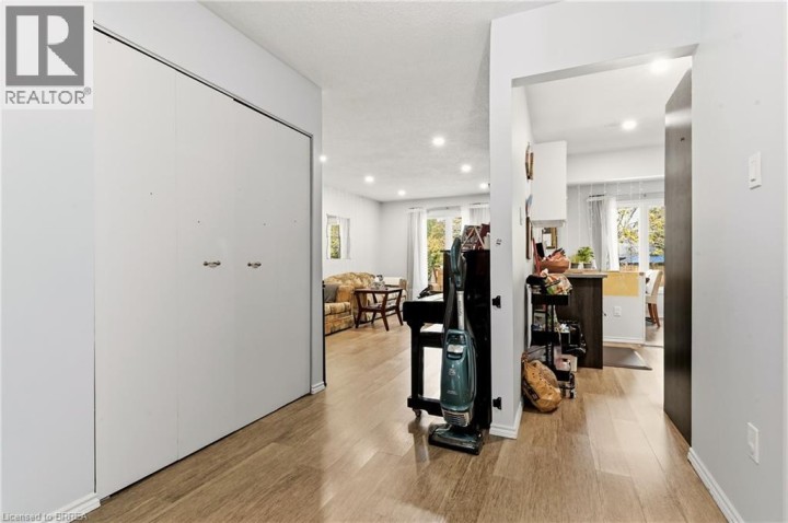 Photo 4 at 82 Beaver Crescent, Brantwood Park, Brantford