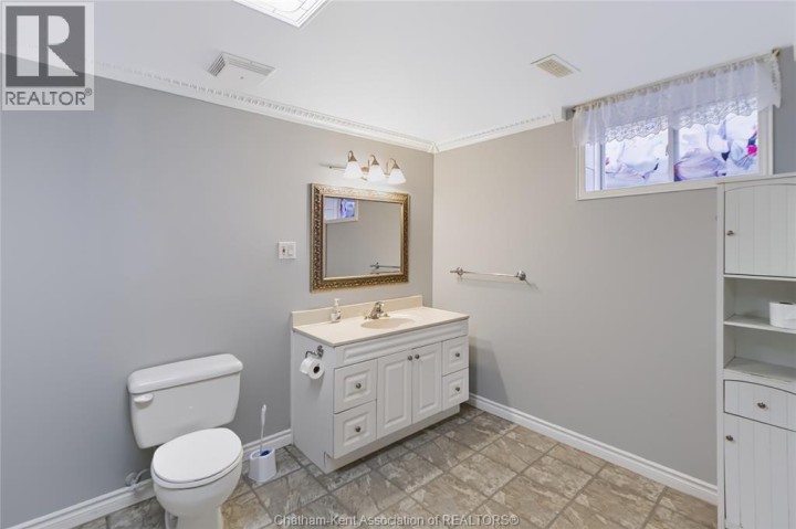 Photo 26 at 913 St George Street, Norfolk County