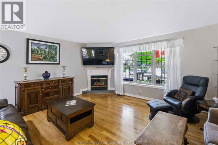 Photo 5 at 913 St George Street, Norfolk County