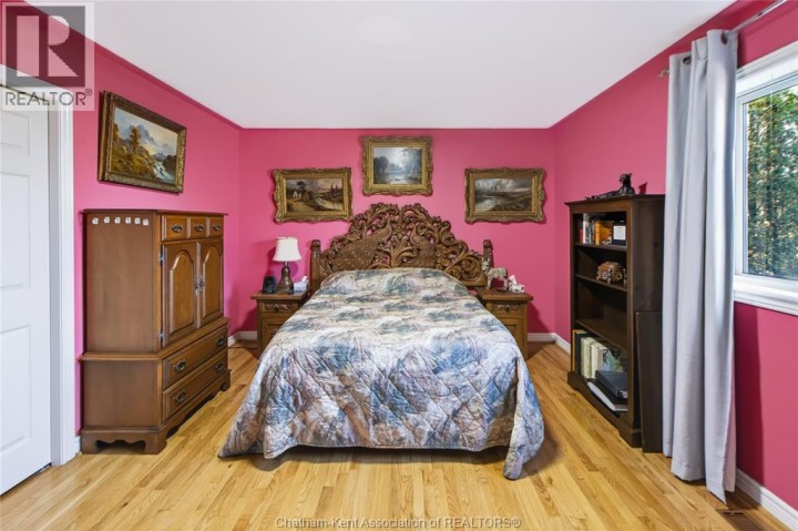 Photo 11 at 913 St George Street, Norfolk County