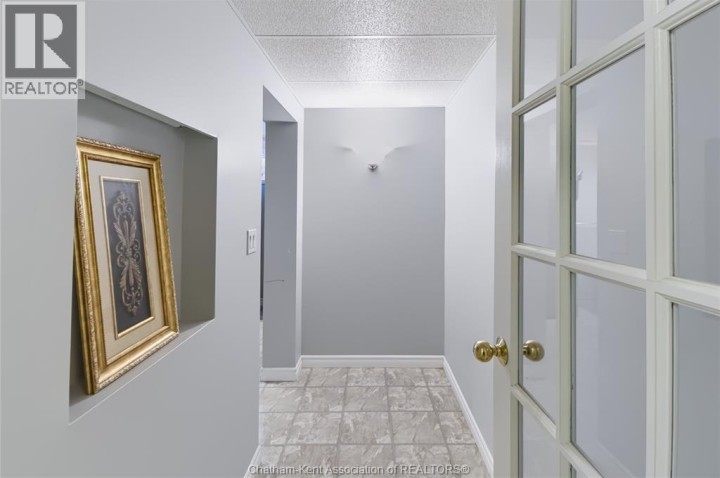 Photo 24 at 913 St George Street, Norfolk County
