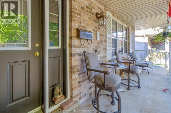 Photo 4 at 913 St George Street, Norfolk County