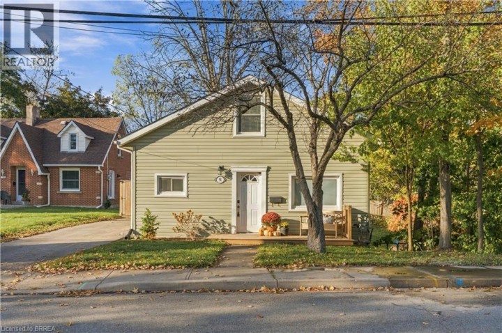 Photo 1 at 98 W Dundas Street, Innerkip (Victoria Park), Woodstock