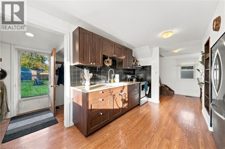 Photo 13 at 98 W Dundas Street, Innerkip (Victoria Park), Woodstock