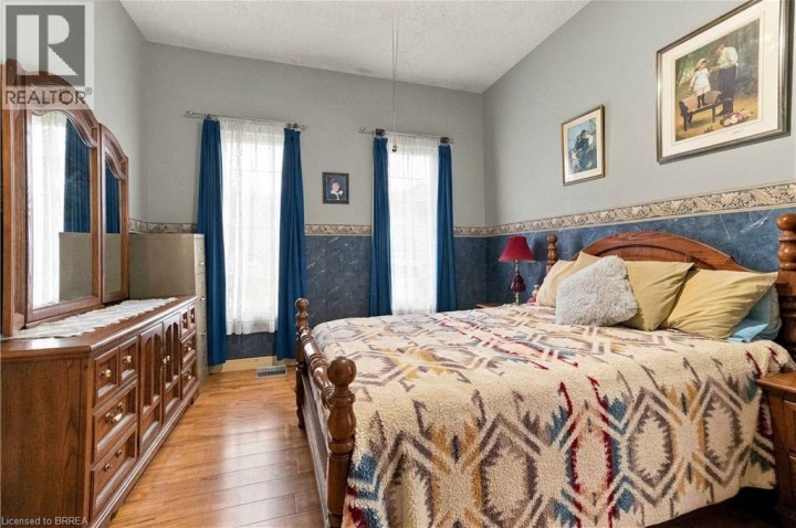 Photo 14 at 78 Ontario Street, Eagle Place West, Brantford