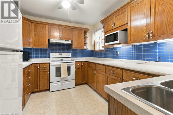 Photo 24 at 78 Ontario Street, Eagle Place West, Brantford