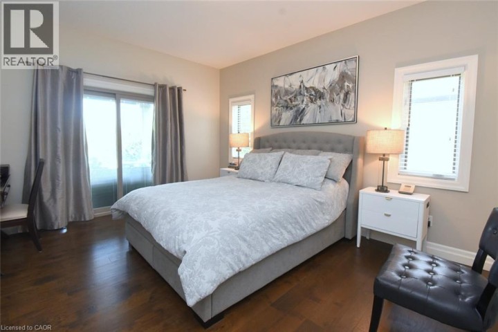 Photo 11 at 1 Ellington Place, Oakhill Dr, Brantford