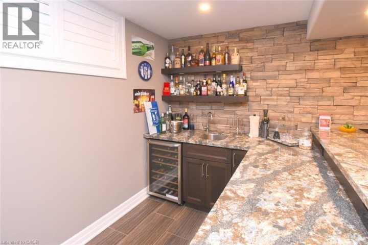 Photo 22 at 1 Ellington Place, Oakhill Dr, Brantford