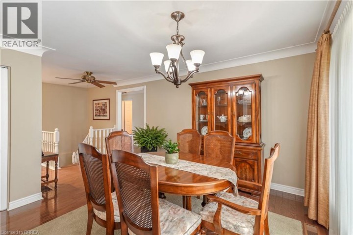 Photo 11 at 25 Brier Crescent, Rosedale / Gable Height, Brantford