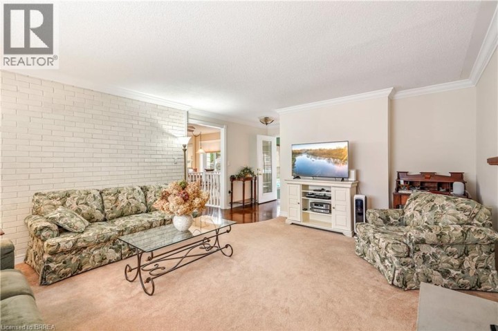 Photo 20 at 25 Brier Crescent, Rosedale / Gable Height, Brantford
