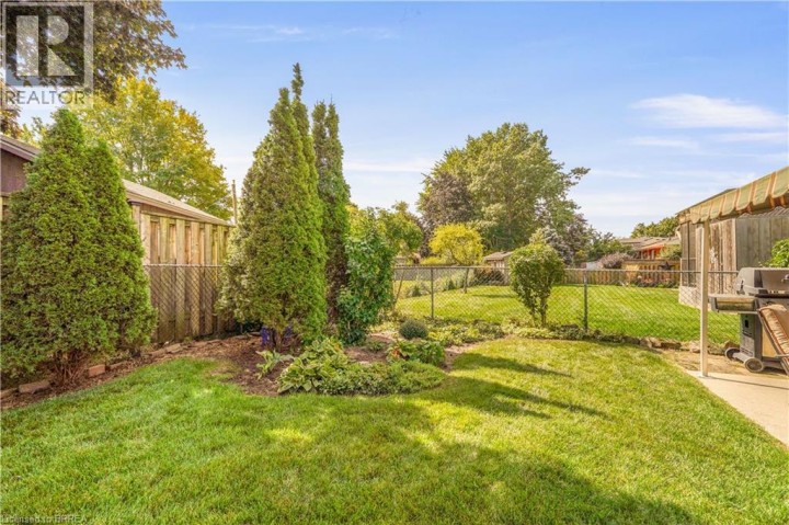 Photo 45 at 25 Brier Crescent, Rosedale / Gable Height, Brantford