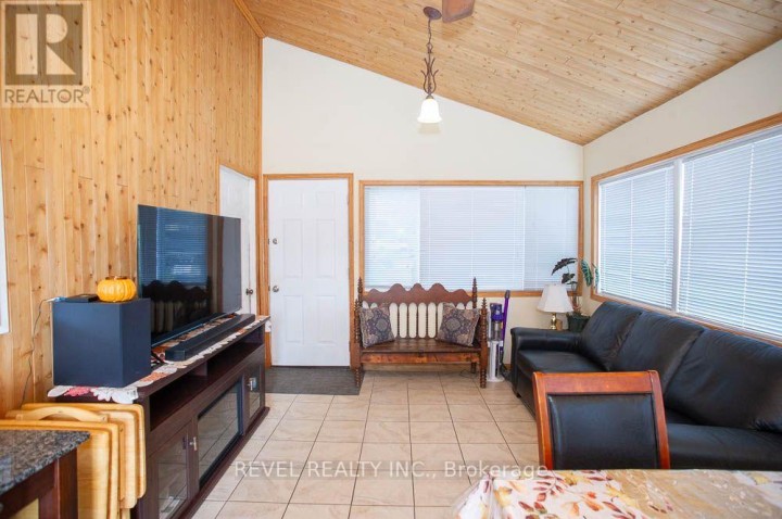 Photo 33 at 572 Concession 6 Townsend, Waterford, Norfolk County