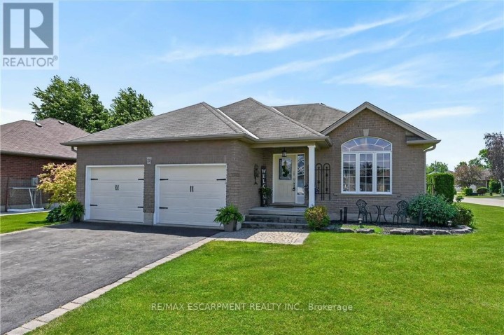 Photo 1 at 138 Galinee Trail, Port Dover, Norfolk County