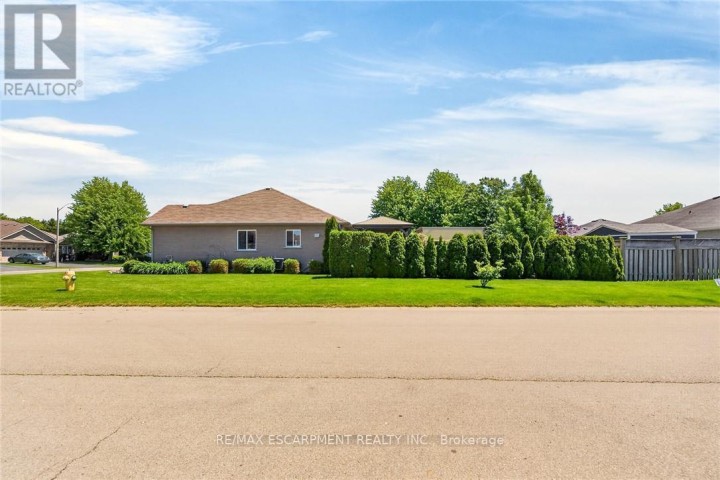 Photo 41 at 138 Galinee Trail, Port Dover, Norfolk County