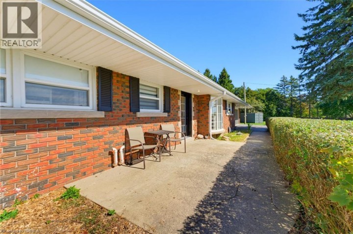 Photo 7 at 70 River Road, Sw Rural, Brantford