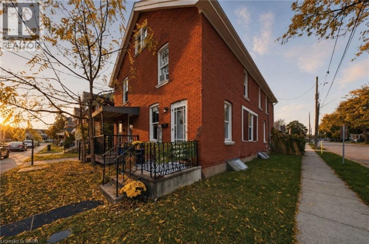 Photo 2 at 139 Superior Street, Hillcrest, Brantford