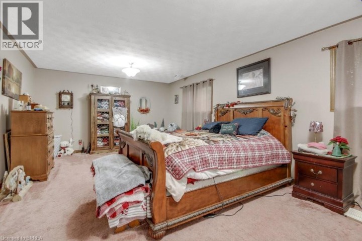 Photo 15 at 72 Lynden Hill Crescent, Lynden Hills, Brantford