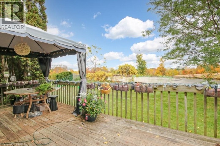 Photo 20 at 72 Lynden Hill Crescent, Lynden Hills, Brantford