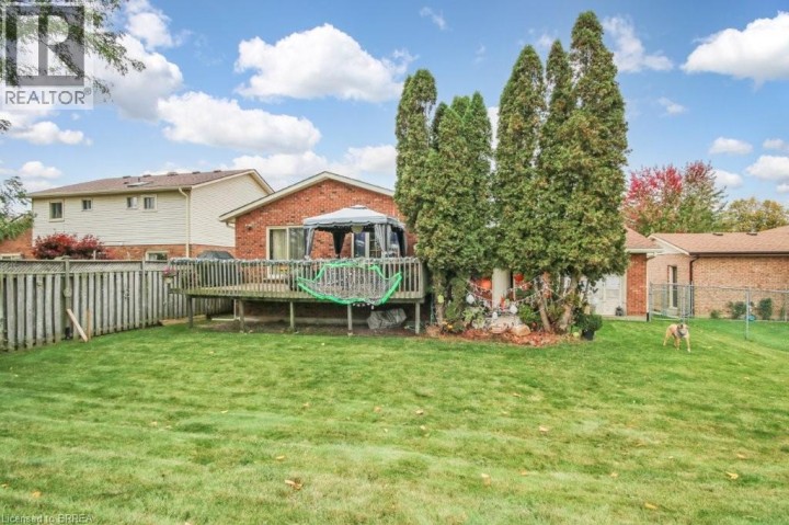 Photo 22 at 72 Lynden Hill Crescent, Lynden Hills, Brantford