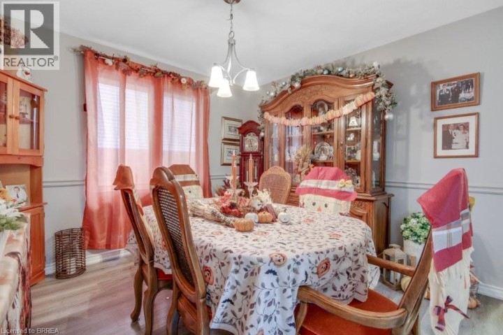 Photo 6 at 72 Lynden Hill Crescent, Lynden Hills, Brantford