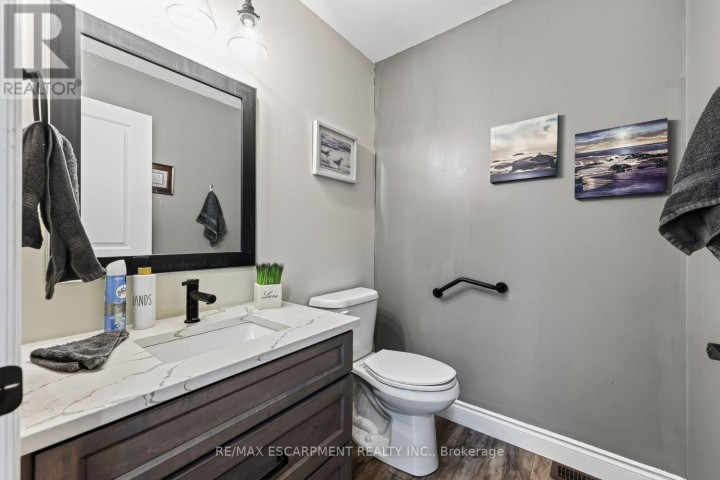 Photo 18 at 729 6th Concession Rd Enr, Cultus, Norfolk County
