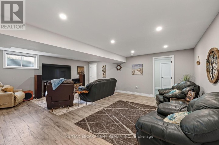 Photo 19 at 729 6th Concession Rd Enr, Cultus, Norfolk County